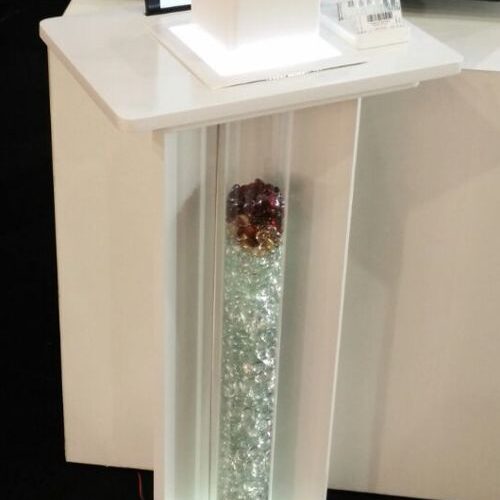 Gelkarten Lesegerät cubeReader bei der Präsentation auf der ISBT und Medica Messe